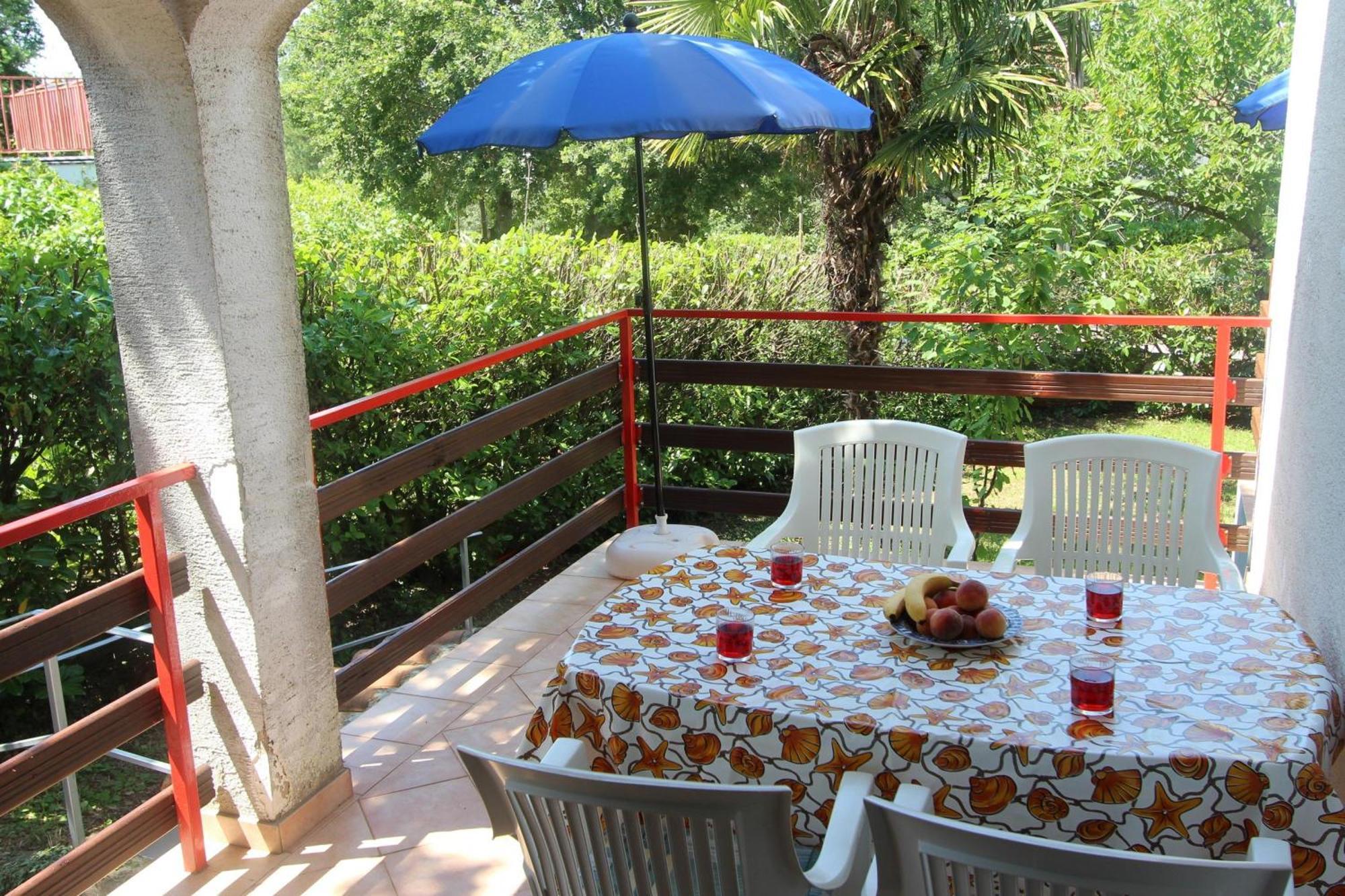 Apartments Brankica Island - Happy Rentals Вантачичі Екстер'єр фото