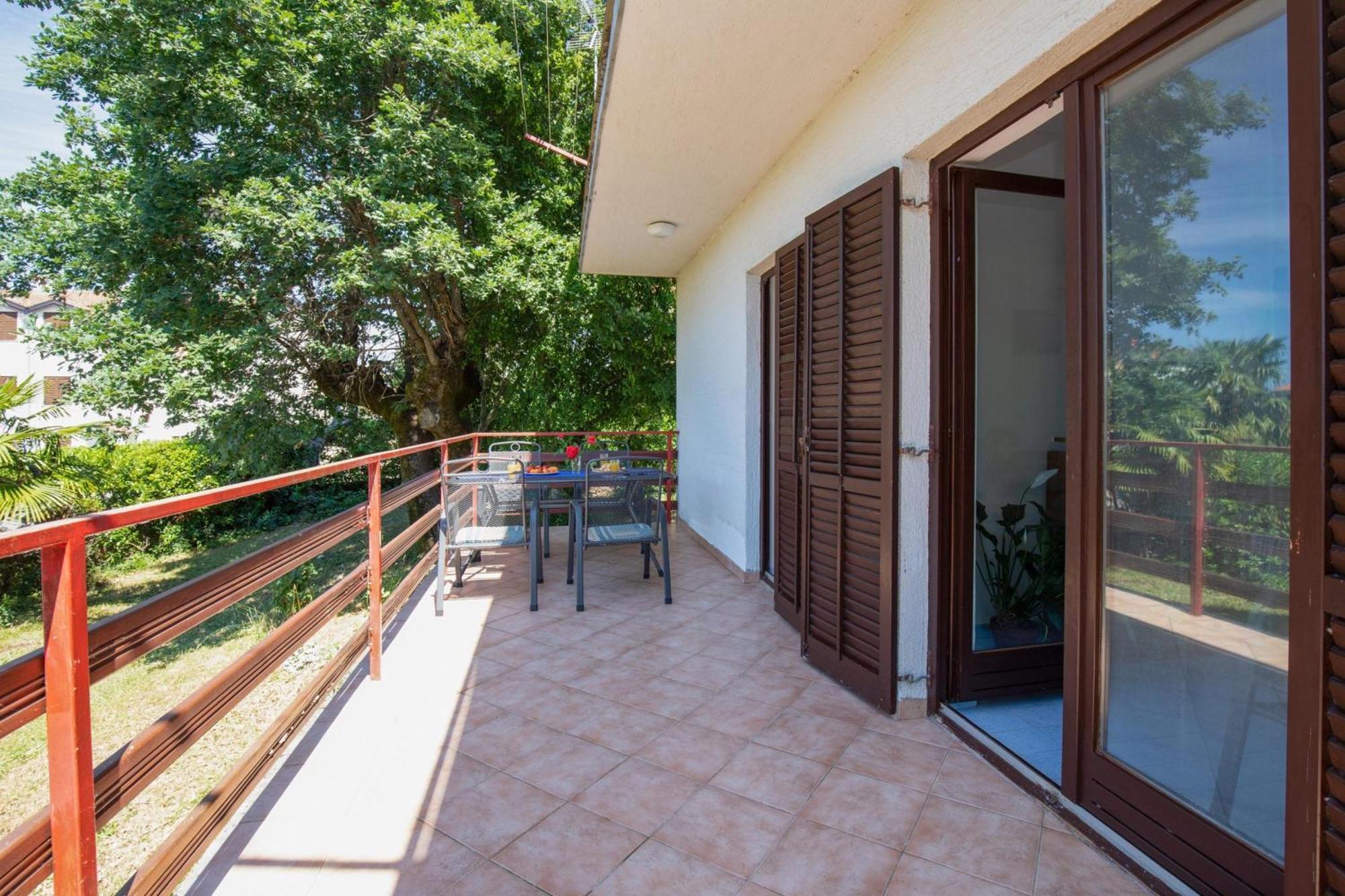 Apartments Brankica Island - Happy Rentals Вантачичі Екстер'єр фото
