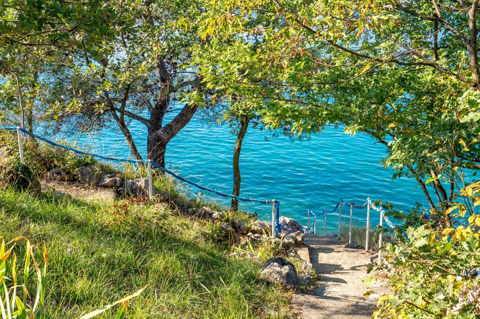 Apartments Brankica Island - Happy Rentals Вантачичі Екстер'єр фото