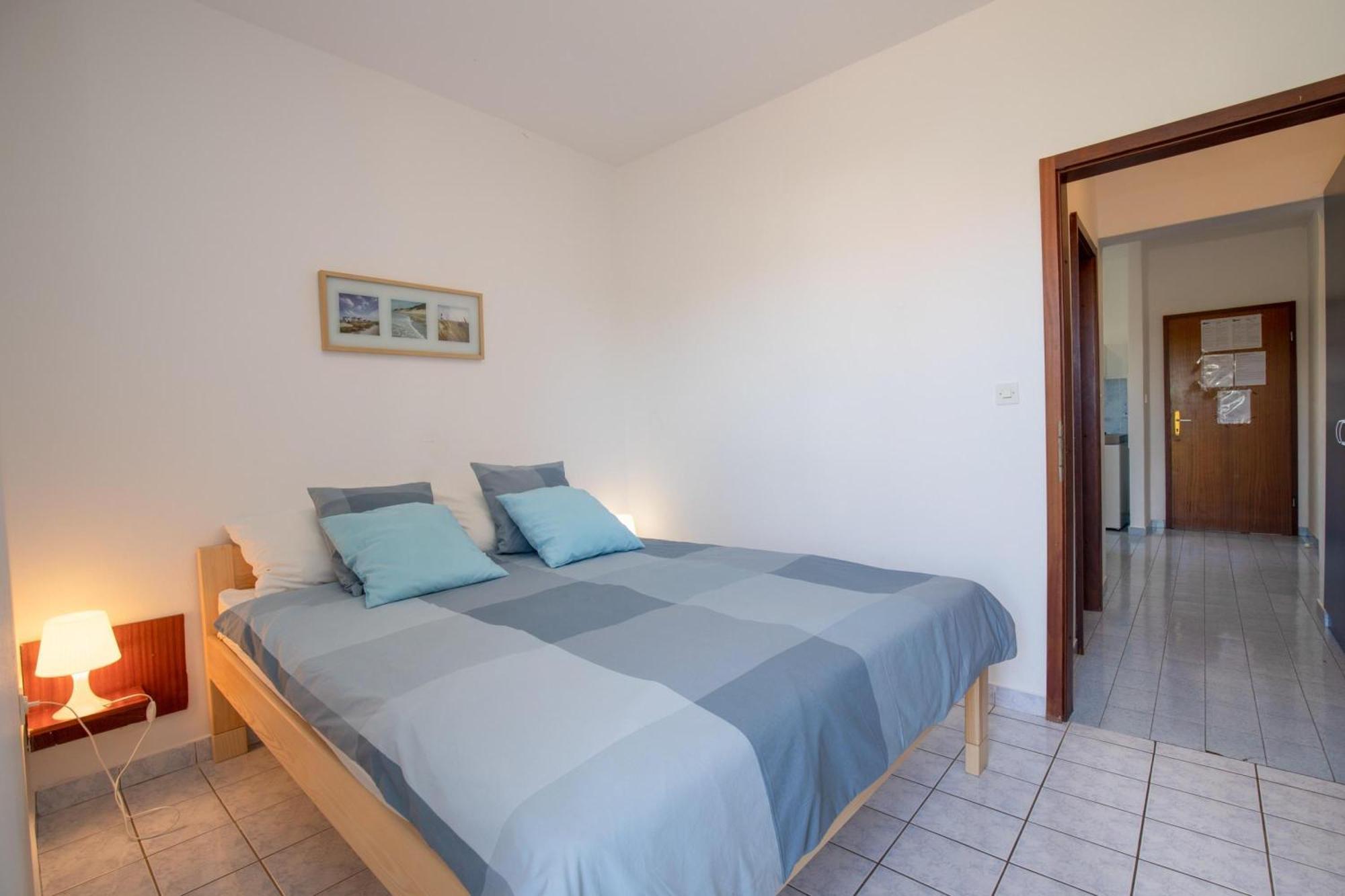 Apartments Brankica Island - Happy Rentals Вантачичі Екстер'єр фото