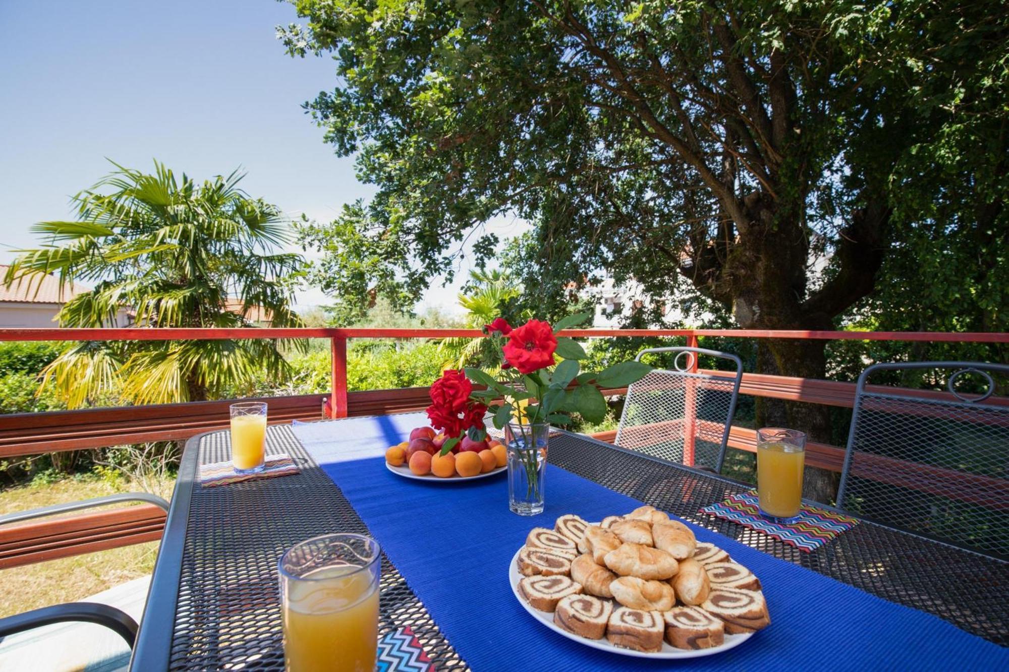 Apartments Brankica Island - Happy Rentals Вантачичі Екстер'єр фото
